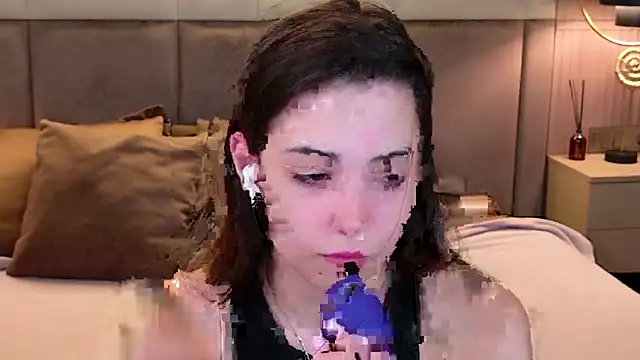 Snapshot of Alice_Deleon chatting on September 20, 2025, 8:54 pm Alice Deleon online show from September 20, 2025, 8:54 pm