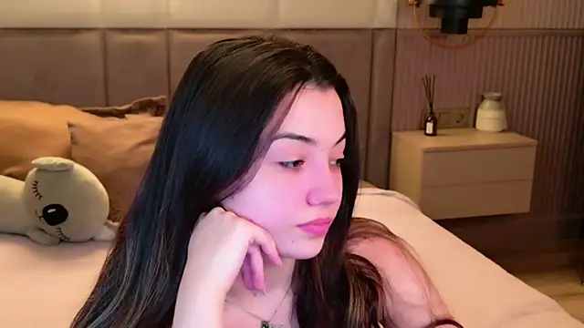 Snapshot of Alice_Deleon chatting on November 16, 2025, 10:54 am Alice Deleon online show from November 16, 2025, 10:54 am