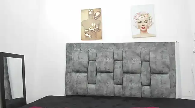 Chloe diamondss online show from March 14, 2025, 6:42 am