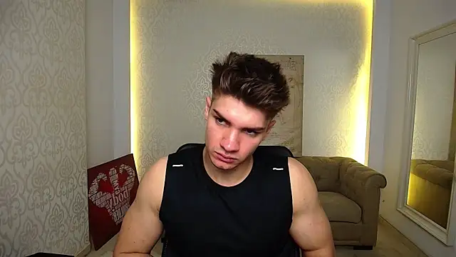 MaxKaiden online show from October 13, 2025, 5:40 am