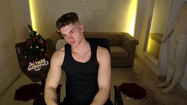 MaxKaiden online show from November 29, 2025, 5:32 am