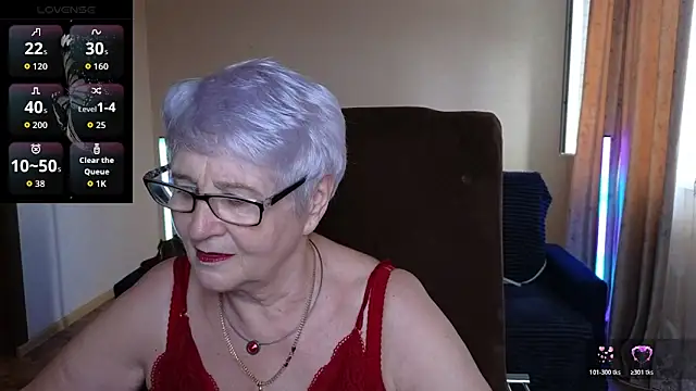 Snapshot of Sandra_Snowflake chatting on April 2, 2026, 12:03 pm Sandra Snowflake online show from April 2, 2026, 12:03 pm