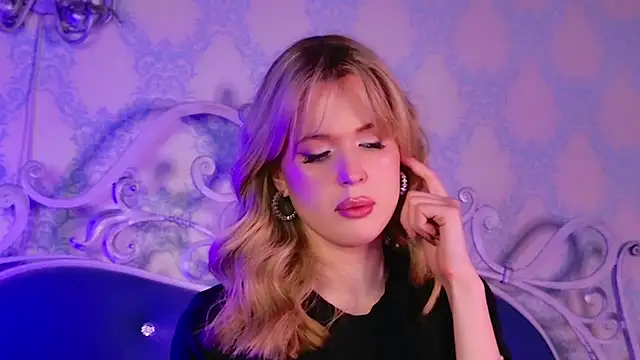 BECKI VRES online show from January 11, 2026, 8:36 pm