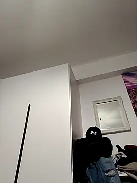 Eusuntnoulgigolo online show from December 14, 2025, 1:16 pm