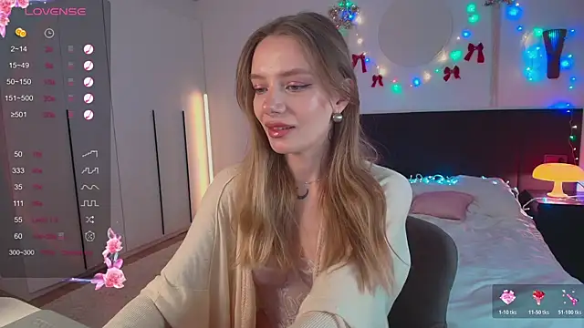 Snapshot of LunaticaBae chatting on January 11, 2026, 4:50 am LunaticaBae online show from January 11, 2026, 4:50 am