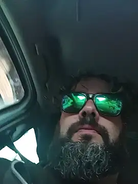 Snapshot of serpensy chatting on November 8, 2025, 4:51 pm serpensy online show from November 8, 2025, 4:51 pm