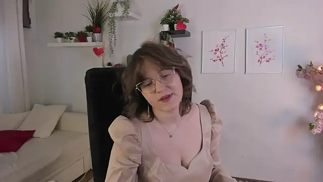 Rada Woods online show from February 17, 2025, 2:26 pm