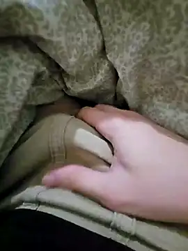 skiciyunis online show from October 15, 2025, 9:04 pm