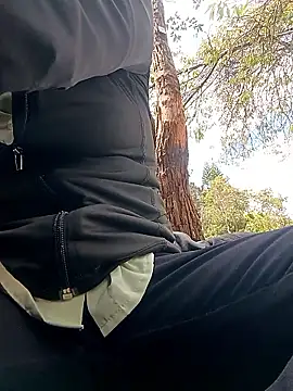 Snapshot of Coeur_de_luxure chatting on November 8, 2025, 3:12 pm Coeur de luxure online show from November 8, 2025, 3:12 pm