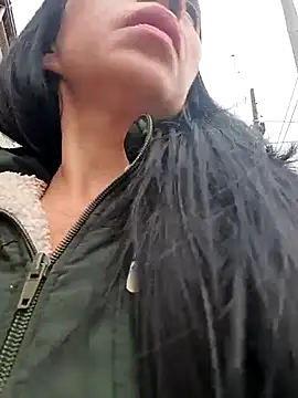 Snapshot of Coeur_de_luxure chatting on December 5, 2025, 4:25 pm Coeur de luxure online show from December 5, 2025, 4:25 pm