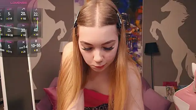 FloraBonde online show from November 21, 2025, 11:20 am