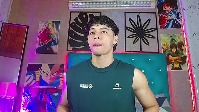 Snapshot of LiamAndrewzz chatting on February 5, 2026, 2:05 am LiamAndrewzz online show from February 5, 2026, 2:05 am