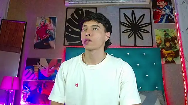 LiamAndrewzz online show from April 26, 2026, 9:18 am