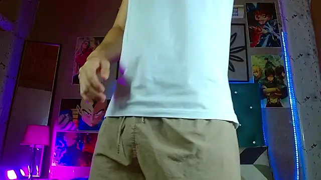 LiamAndrewzz online show from April 29, 2026, 3:43 am