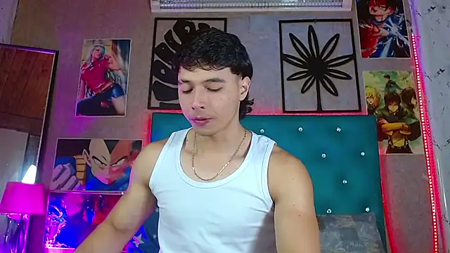 LiamAndrewzz online show from May 24, 2026, 6:40 am
