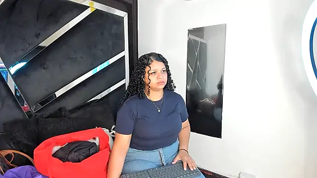 Rubyxht online show from November 15, 2025, 12:23 pm