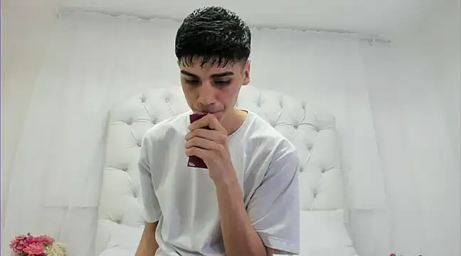 frank jhonsson online show from February 27, 2025, 7:04 pm