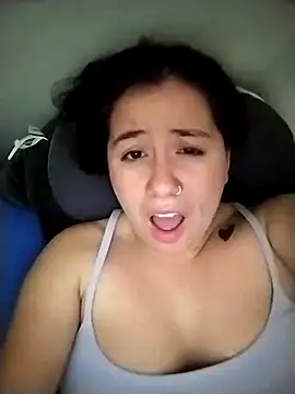 sweetie  annieee online show from October 21, 2025, 5:08 am