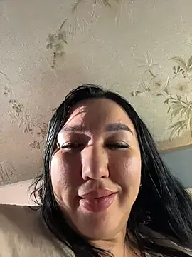 Naughtbaby 2025 online show from February 17, 2026, 1:29 pm