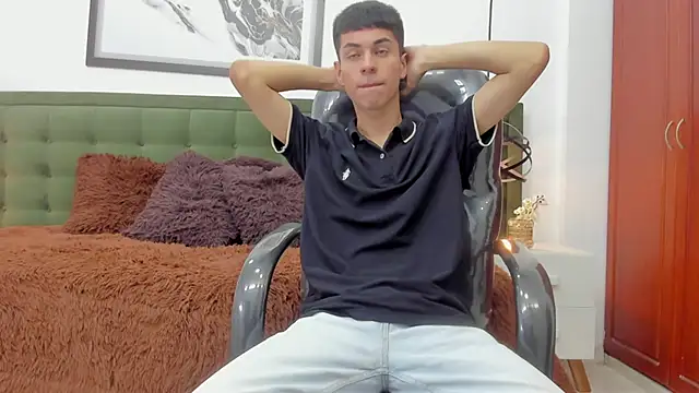 Snapshot of Johann_sex chatting on January 18, 2026, 5:06 pm Johann sex online show from January 18, 2026, 5:06 pm