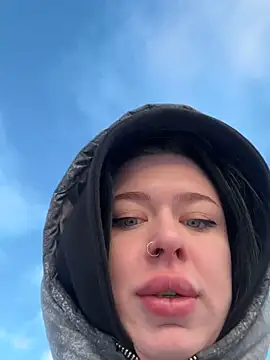 Snapshot of AlishaPrettyBlade chatting on January 6, 2026, 7:34 am AlishaPrettyBlade online show from January 6, 2026, 7:34 am