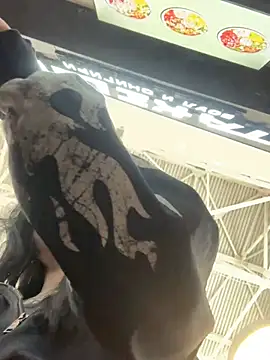 Snapshot of AlishaPrettyBlade chatting on January 14, 2026, 5:24 am AlishaPrettyBlade online show from January 14, 2026, 5:24 am