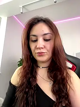 AshleySkott  online show from September 30, 2025, 8:30 am