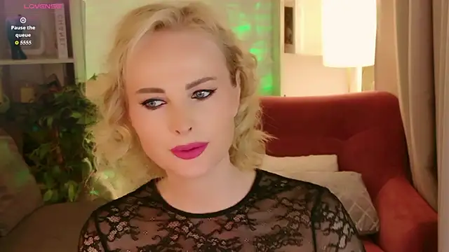 Sandra Kind online show from May 17, 2026, 5:27 am