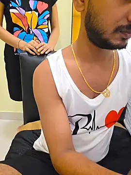 Snapshot of RealcoupleP chatting on October 11, 2025, 11:20 am RealcoupleP online show from October 11, 2025, 11:20 am