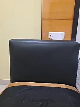 Snapshot of RealcoupleP chatting on October 13, 2025, 12:38 pm RealcoupleP online show from October 13, 2025, 12:38 pm