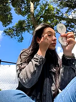 Snapshot of Nat_XxX chatting on January 7, 2026, 5:15 pm Nat XxX online show from January 7, 2026, 5:15 pm