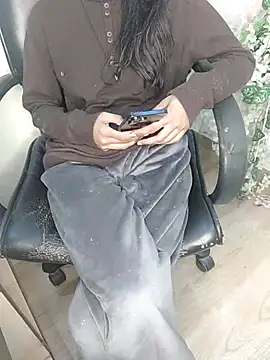 GOLDEN-BEAUTY online show from February 16, 2025, 7:49 pm