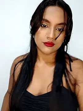 Snapshot of victoria_roussee chatting on March 21, 2025, 5:54 am victoria roussee online show from March 21, 2025, 5:54 am