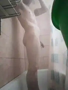 Snapshot of Crist6n chatting on March 10, 2026, 2:16 am Crist6n online show from March 10, 2026, 2:16 am