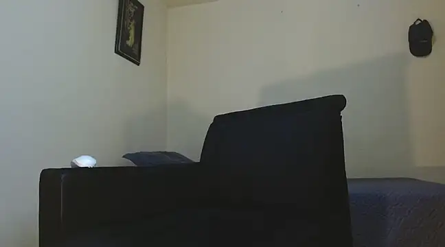 AngelHil online show from February 28, 2025, 10:41 am