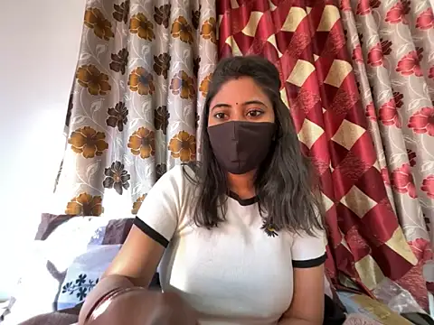 Snapshot of okbent chatting on November 10, 2025, 9:30 am okbent online show from November 10, 2025, 9:30 am