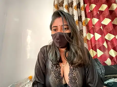 Snapshot of okbent chatting on November 16, 2025, 10:32 am okbent online show from November 16, 2025, 10:32 am