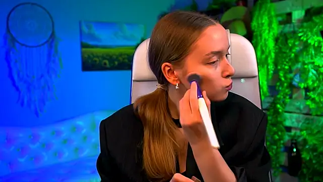 Snapshot of JenniferGraces chatting on February 22, 2026, 7:12 pm JenniferGraces online show from February 22, 2026, 7:12 pm