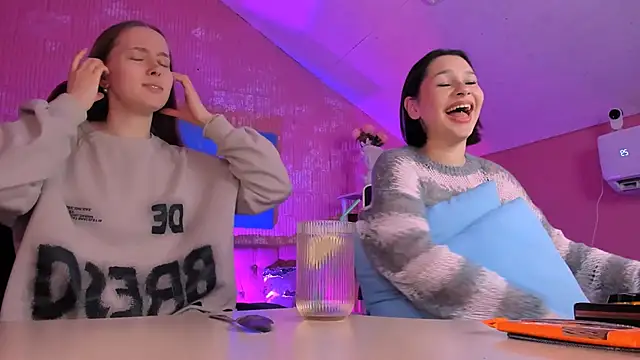 Snapshot of JenniferGraces chatting on February 26, 2026, 9:25 pm JenniferGraces online show from February 26, 2026, 9:25 pm