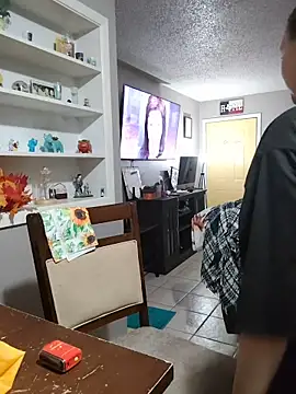 HTXBELLE online show from November 27, 2025, 10:39 am