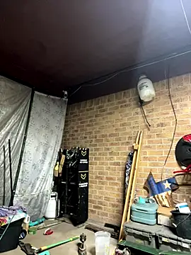 HTXBELLE online show from December 17, 2025, 7:47 am