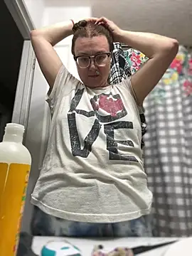 HTXBELLE online show from March 15, 2026, 12:11 pm