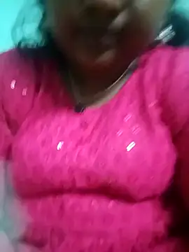 Snapshot of dianaduskygirl chatting on February 25, 2025, 12:34 pm dianaduskygirl online show from February 25, 2025, 12:34 pm