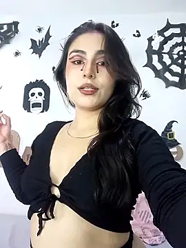 Snapshot of hancock-boa chatting on October 23, 2025, 8:18 pm hancock-boa online show from October 23, 2025, 8:18 pm