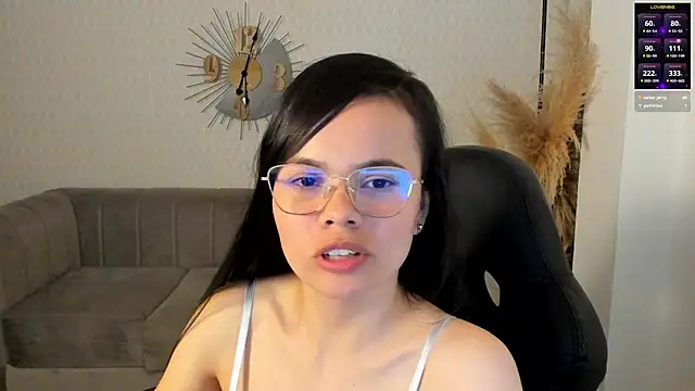 Snapshot of Kath_latorre chatting on February 19, 2025, 3:38 pm Kath latorre online show from February 19, 2025, 3:38 pm