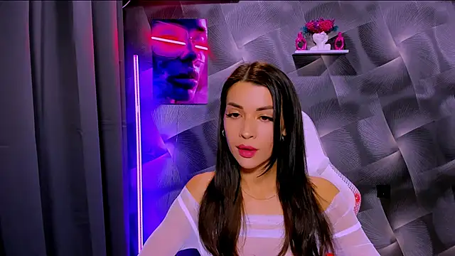 KetiWils online show from November 2, 2025, 1:46 pm