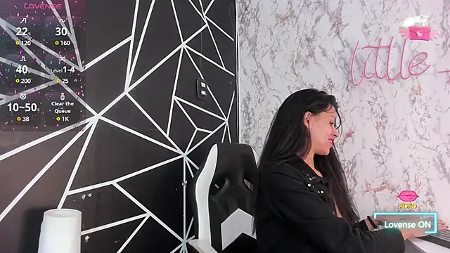 aitana garcia  online show from March 4, 2025, 12:01 pm