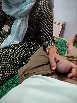 indian couple4 online show from May 6, 2026, 4:34 pm