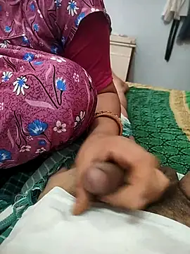 indian couple4 online show from May 18, 2026, 5:35 am