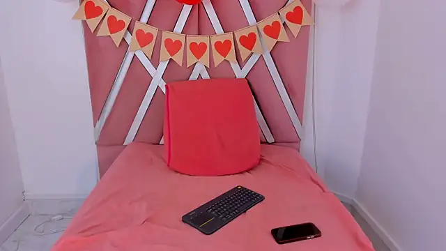 Snapshot of Emily-Carter chatting on February 12, 2026, 9:21 pm Emily-Carter online show from February 12, 2026, 9:21 pm